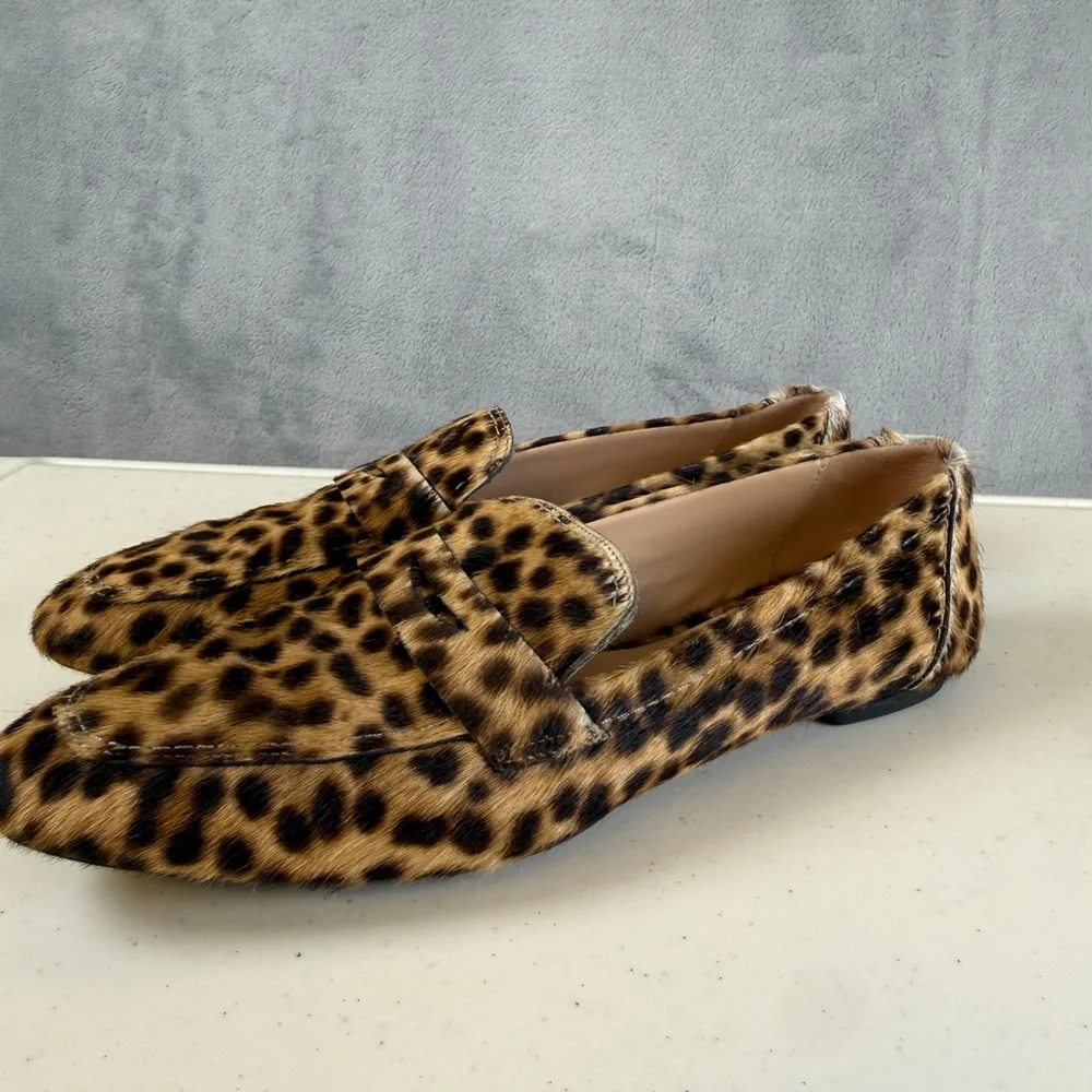 Stuart Weitzman Womens Loafers Size 6.5 Calf Hair Palmer Bold Shoes - Picture 2 of 9